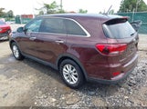 Kia Sorento 2.4L Lx 5XYPG4A34KG511847 photo