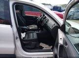 Volkswagen Tiguan Se WVGBV7AX7BW517127 photo