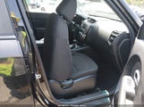 Kia Soul KNDJN2A23J7900496 fotografie