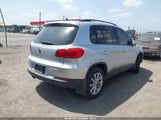 Volkswagen Tiguan Limited 2.0T WVGAV7AX4JK001860 photo