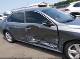 Volkswagen Passat 2.5L Se 1VWBP7A36DC018106 снимка