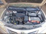 Toyota Camry Hybrid JTNBB46K093052724 fotografie