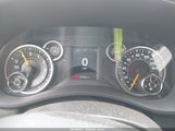 Ram  Tradesman 4X4 8' Box 3C6UR5HJ5LG243232 снимка