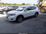 Nissan Rogue Sv 5N1AT2MV5HC897383 fotografie