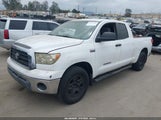 Toyota Tundra Base 5.7L V8 5TFRV54138X050628 снимка