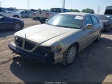 Lincoln Town Car Signature 1LNHM81W94Y622074 снимка