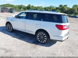 Lincoln Navigator Select 5LMJJ2HT4KEL14017 fotografie