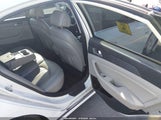 Hyundai Sonata Hybrid Se KMHE24L1XGA023104 photo