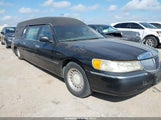 Lincoln Town Car Executive 1LJFM81W6YY808685 снимка