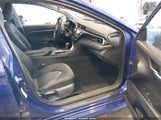 Toyota Camry Le 4T1B11HK8JU587961 fotografie