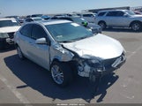 Toyota Corolla Le Plus 2T1BURHE7EC085689 photo