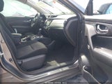 Nissan Rogue Sv KNMAT2MV6HP505363 fotografie