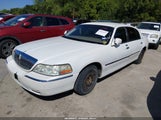 Lincoln Town Car Cartier L 1LNHM85W83Y632054 photo
