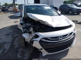 Hyundai Elantra Gt KMHD35LH4EU171692 photo