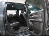 Ram  Laramie 4X4 5'7 Box 1C6SRFJP9TN369368 fotografie