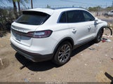 Lincoln Nautilus Reserve 2LMPJ8KP0NBL16802 снимка