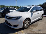 Chrysler Pacifica Touring-L 2C4RC1BG6HR524401 fotografie