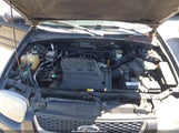 Ford Escape Limited 1FMCU04163KE11119 fotografie