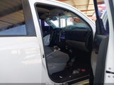 Toyota Tundra Grade 5.7L V8 5TFEY5F11DX136579 снимка