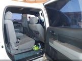Toyota Tundra Grade 5.7L V8 5TFEY5F11DX136579 снимка