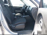 Kia Soul KNDJN2A29J7579046 снимка