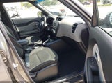 Kia Soul KNDJN2A22E7059096 fotografie