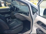 Chrysler Pacifica Hybrid Touring L 2C4RC1L71PR622300 fotografie