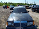 Mercedes-Benz 300 E WDBEA30D8MB290777 fotografie