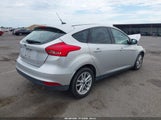 Ford Focus Se 1FADP3K22HL271607 photo