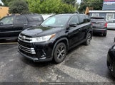 Toyota Highlander Le 5TDBZRFH1JS883847 fotografie