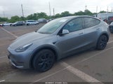 Tesla Model Y Long Range Dual Motor All-Wheel Drive 7SAYGDEE6RF150822 fotografie
