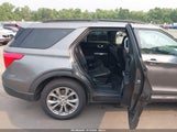 Ford Explorer Xlt 1FMSK8DHXNGC17017 fotografie