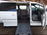 Chrysler Town & Country Limited 2C8GP64L52R533230 photo