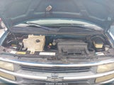 Chevrolet Chevy Yf7 1GBFG15R2W1106153 fotografie