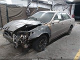 Toyota Camry Le 4T1BE32KX5U034291 photo