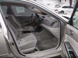 Toyota Camry Le 4T1BE32KX5U034291 photo
