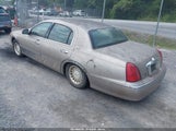 Lincoln Town Car Executive 1LNHM81W11Y733634 fotografie