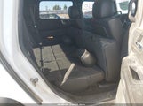 Hummer H2 Suv 5GRGN23848H104449 снимка