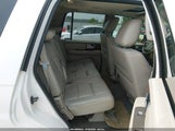 Lincoln Navigator 5LMJJ2J53BEJ05234 снимка