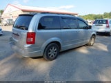 Chrysler Town & Country Touring 2A8HR54P48R621765 fotografie