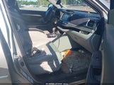 Toyota Highlander Xle 5TDJZRFH7HS413912 fotografie