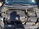 Hyundai Elantra Se 5NPDH4AE2GH704872 photo
