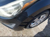 Hyundai Elantra Se 5NPDH4AE2GH704872 photo
