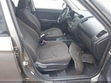 Kia Soul KNDJT2A59D7527291 photo