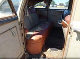 Chrysler 4 Door Sedan 70699850 снимка