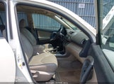 Toyota Rav4 Limited JTMBD31V685174114 снимка