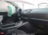 Kia Sportage Ex KNDPCCA25B7104372 снимка