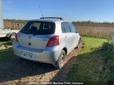 Toyota Yaris JTDKT923475099835 снимка