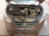 Hyundai Tucson 1.6T KM8J3CA21GU038395 снимка