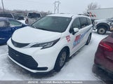 Toyota Sienna Le Hybrid 5TDGSKFC5NS055179 photo